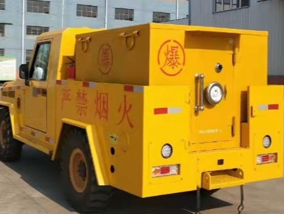 金溪凯龙爆破器材运输车：保障爆破任务的安全运行