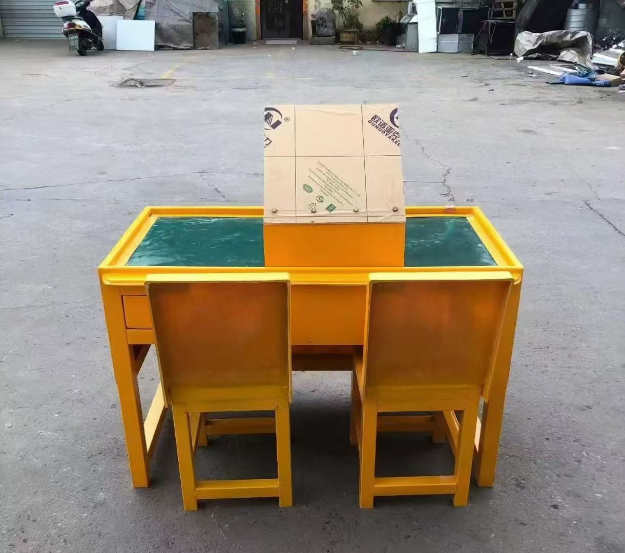 金溪防静电导通桌井下煤矿火工品发放桌：危险品流转的安全守护者